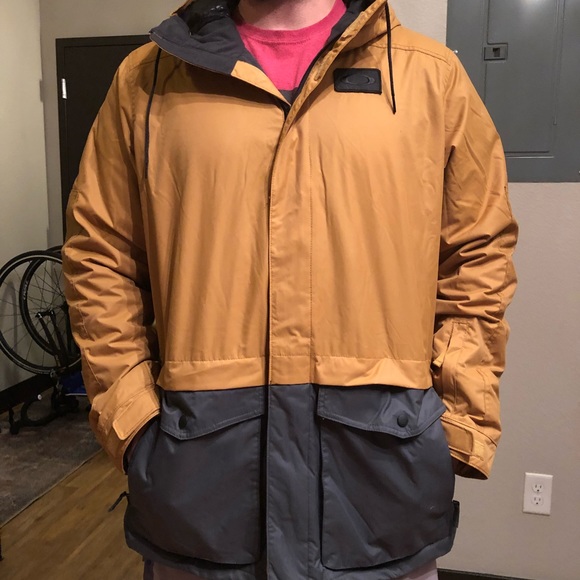 oakley snowboard jackets 2018